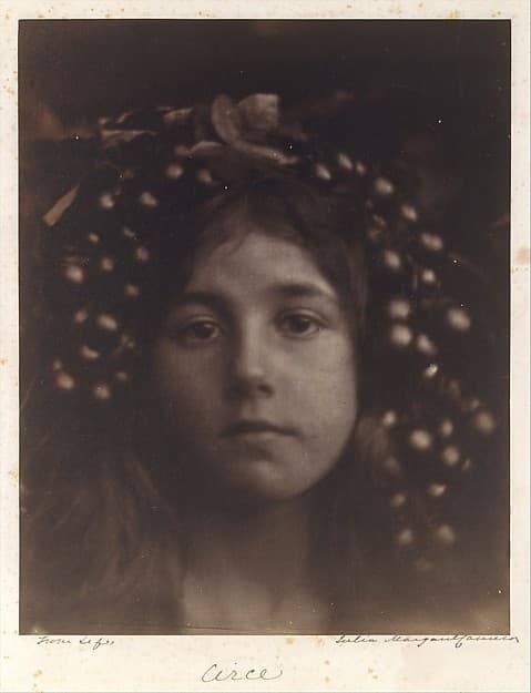 Julia Margaret Cameron. Photograph "Circe"